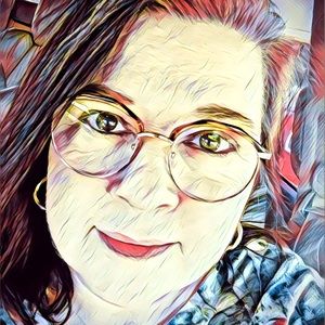 Meet your Posher, Juanita